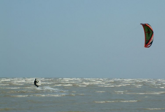  let yourself be carried by the wind 